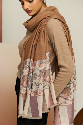 Kani Crest - Kani Border Shawl