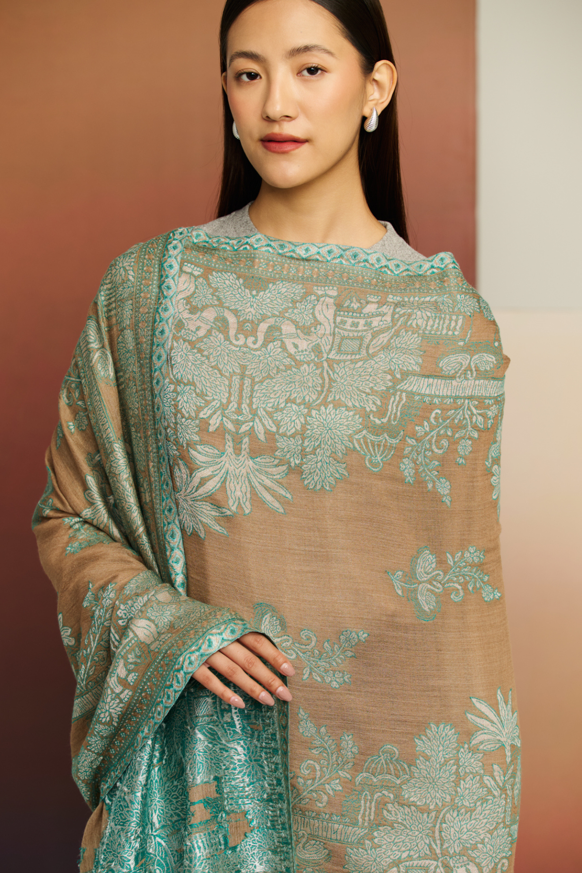 Elephant Trail - Elephant Border Stole