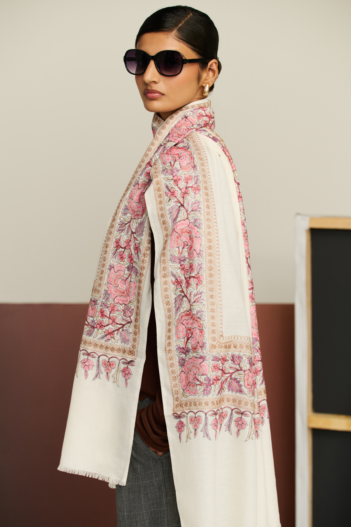 Ari Edge - Ari Border Stole
