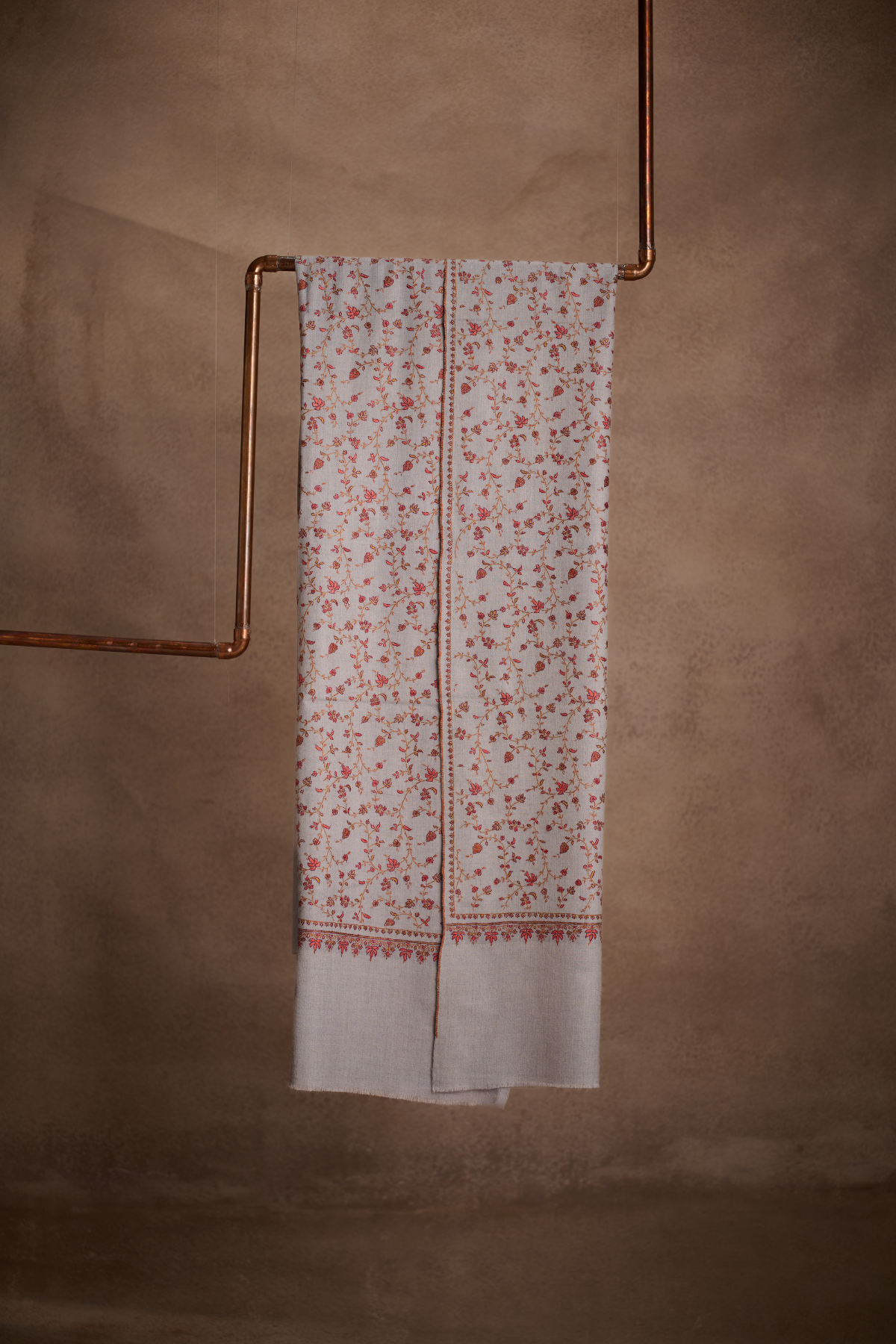 Ivory Blush - Pure Pashmina Sozni Jali Shawl