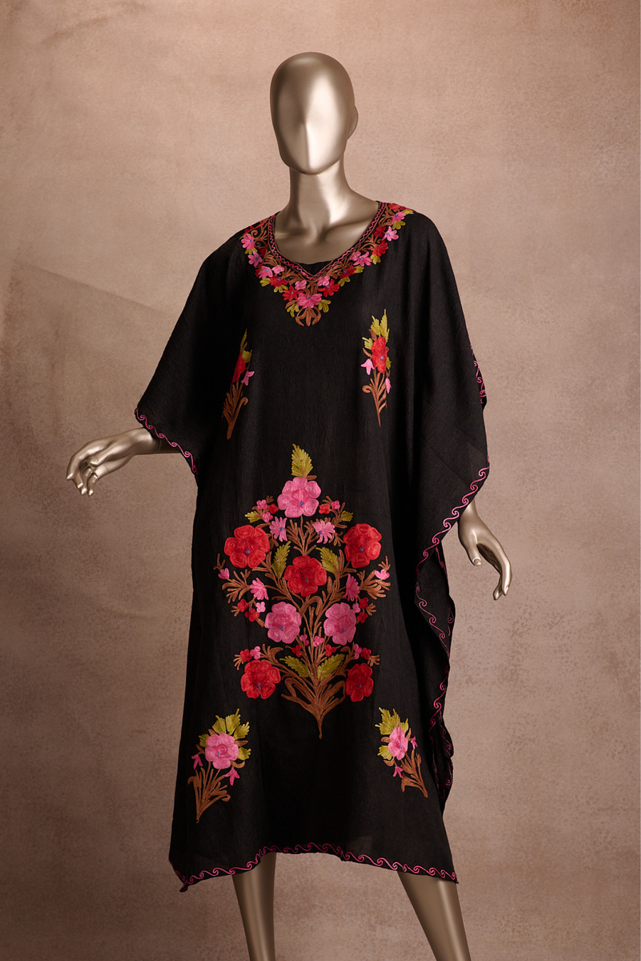 Embroidered Kaftan – Black Rose