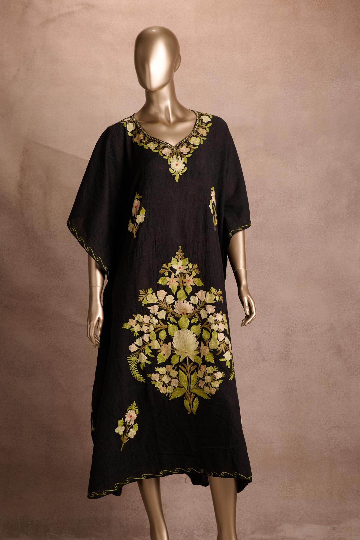 Embroidered Kaftan– Black Garden