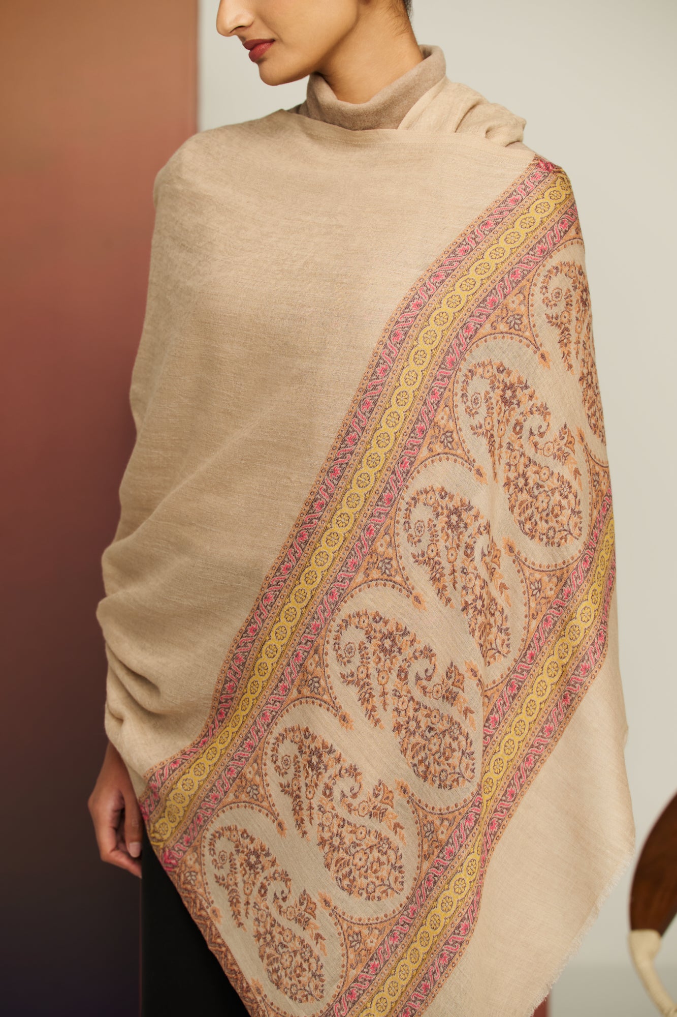 Fine Wool Ambi Palla Stole