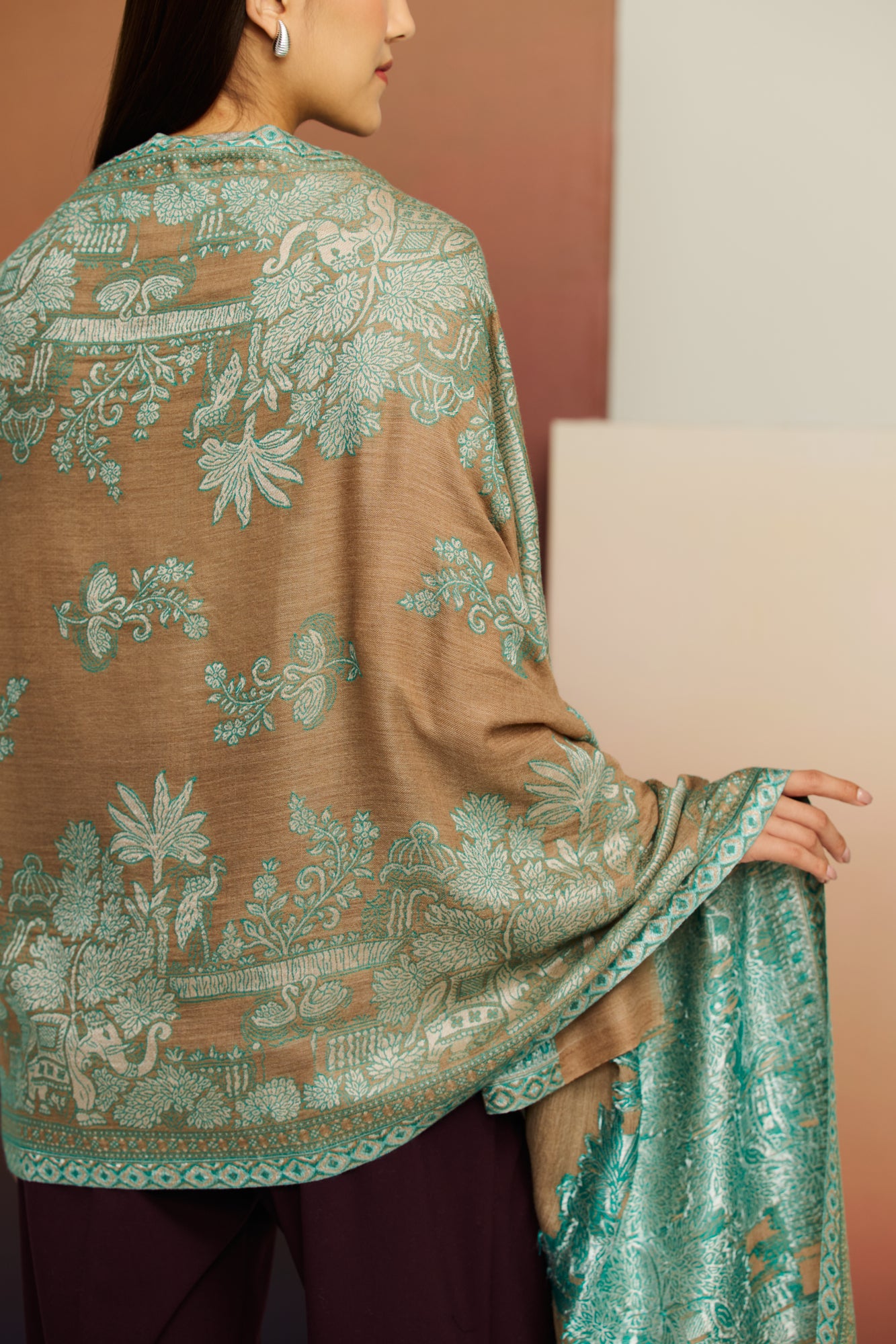 Elephant Trail - Elephant Border Stole